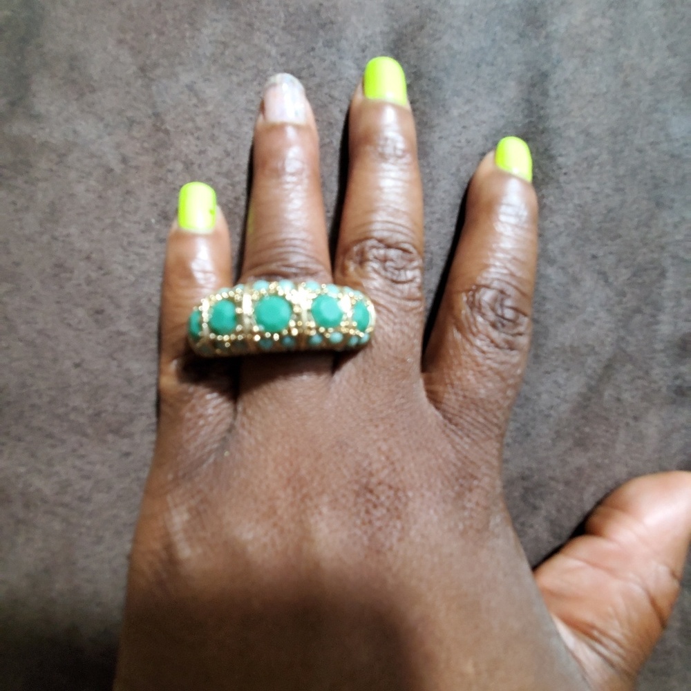 Lia Sophia Ring Size 7